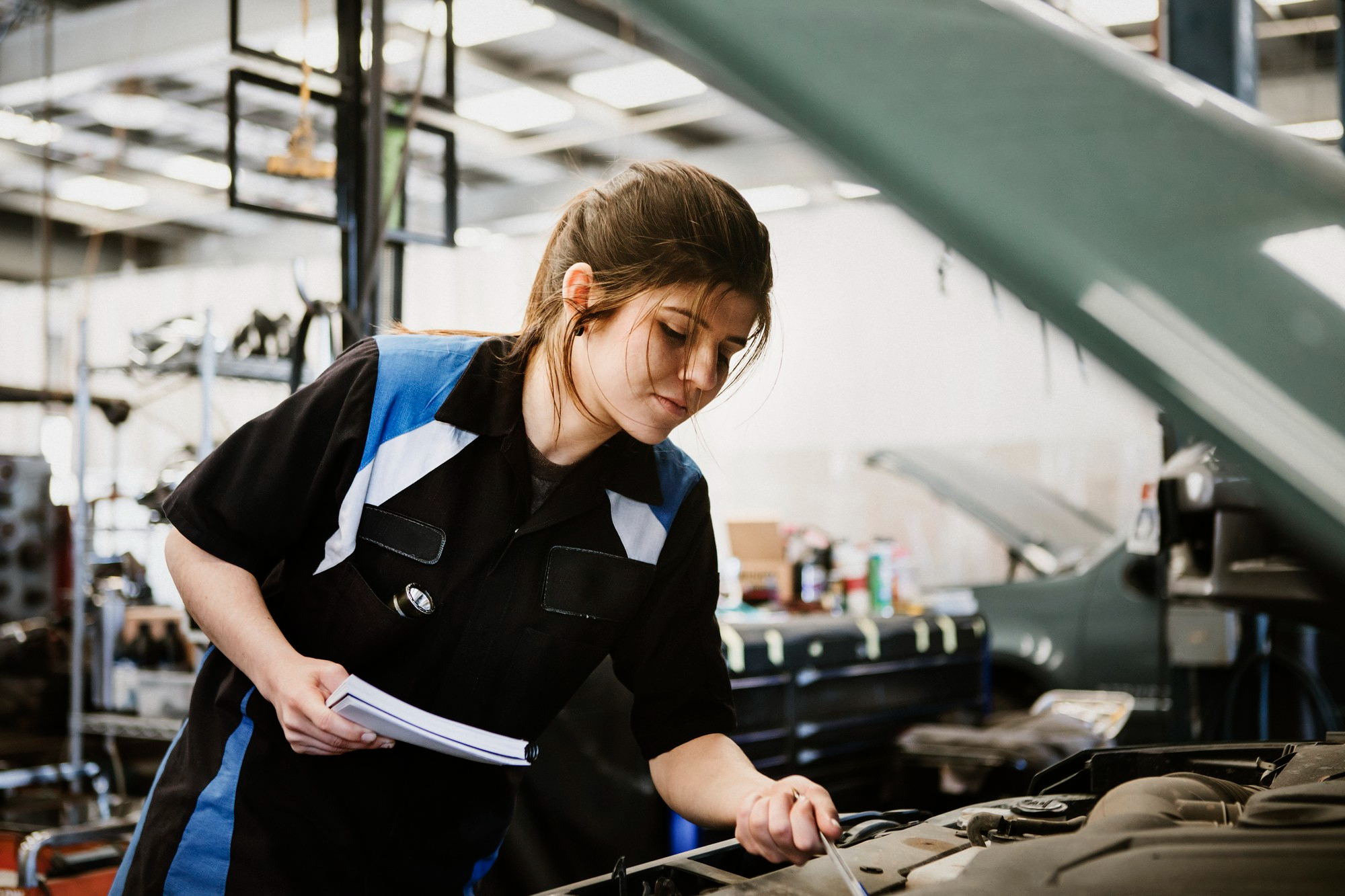 L’industrie Automobile, un secteur masculin ?
